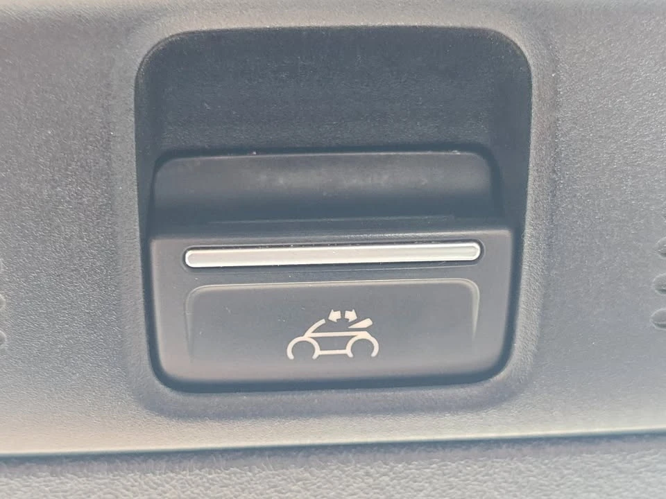2014 Volkswagen A5 Beetle - Image 2 of 10