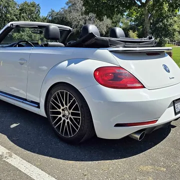 2014 Volkswagen Beetle 2.0T R-Line SEL Hatchback
