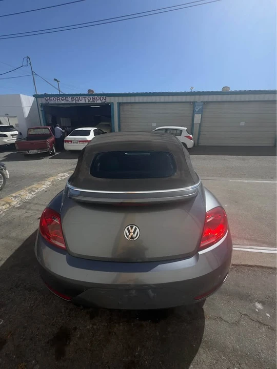 2014 Volkswagen A5 Beetle - Image 3 of 9