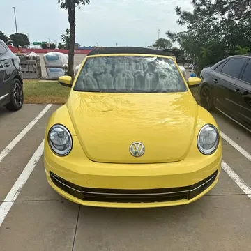 2014 Volkswagen Beetle 2.0T Turbo Convertible