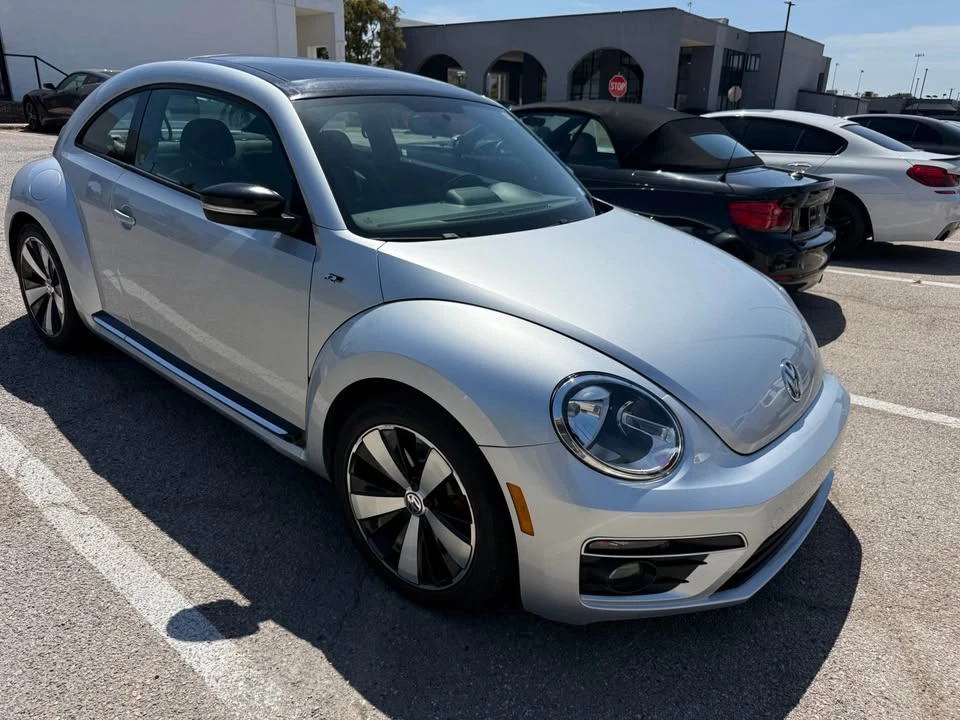 2014 Volkswagen A5 Beetle - Image 2 of 12