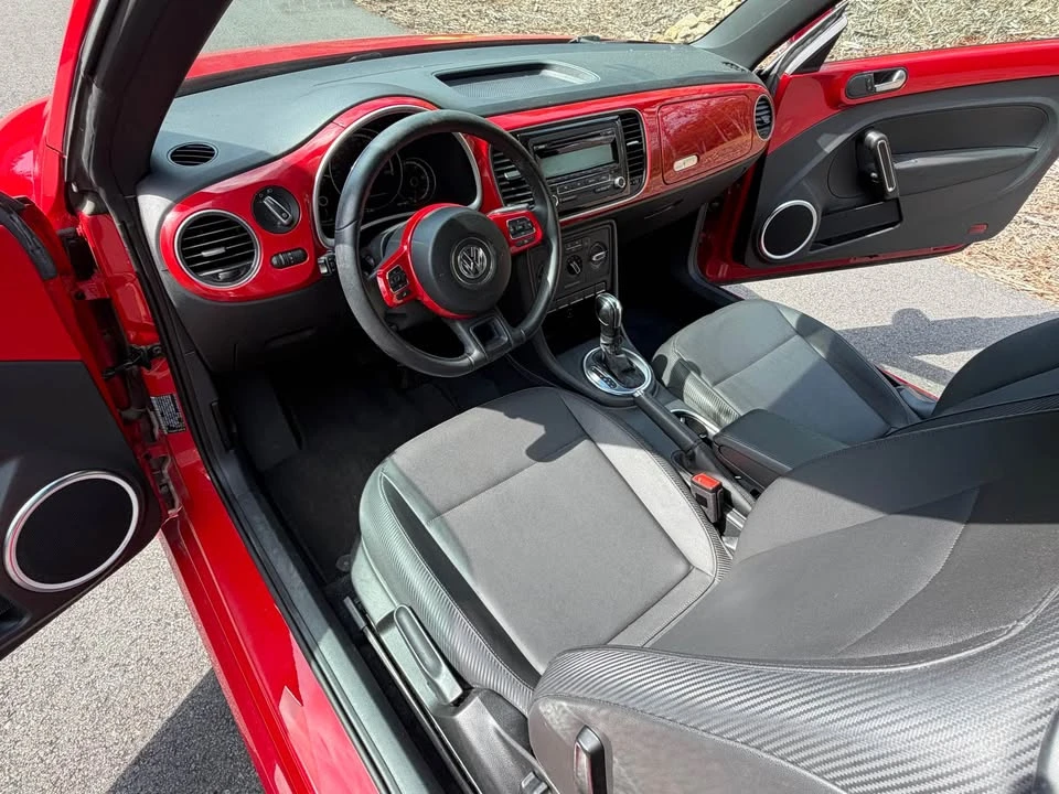 2014 Volkswagen A5 Beetle - Image 2 of 9