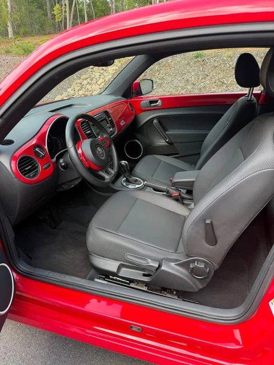 2014 Volkswagen A5 Beetle - Image 8 of 9
