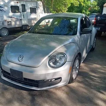 2014 Volkswagen Beetle 2.5L Convertible 2D