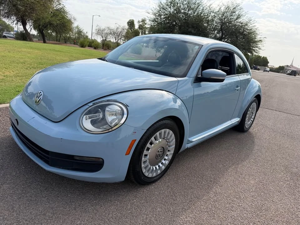 2014 Volkswagen A5 Beetle - Image 2 of 4