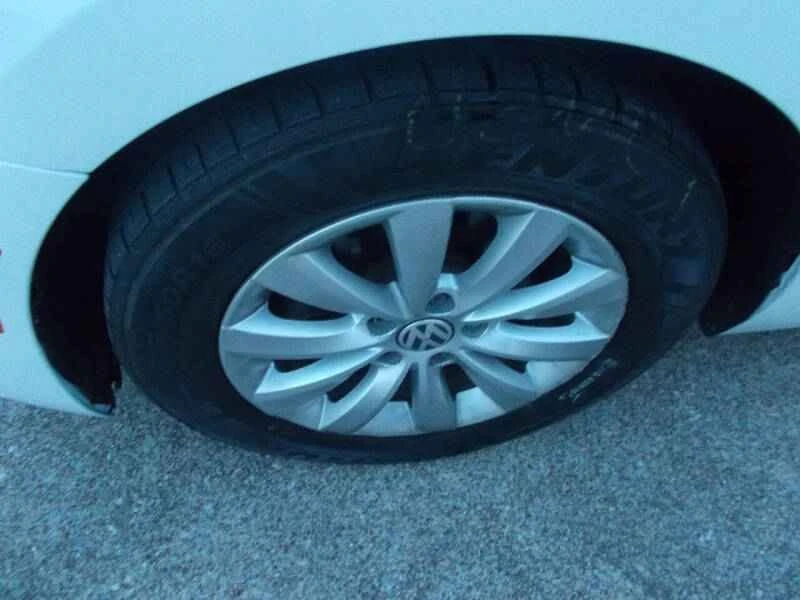 2014 Volkswagen A5 Beetle - Image 15 of 20