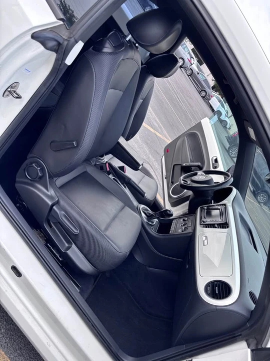 2014 Volkswagen A5 Beetle - Image 8 of 10