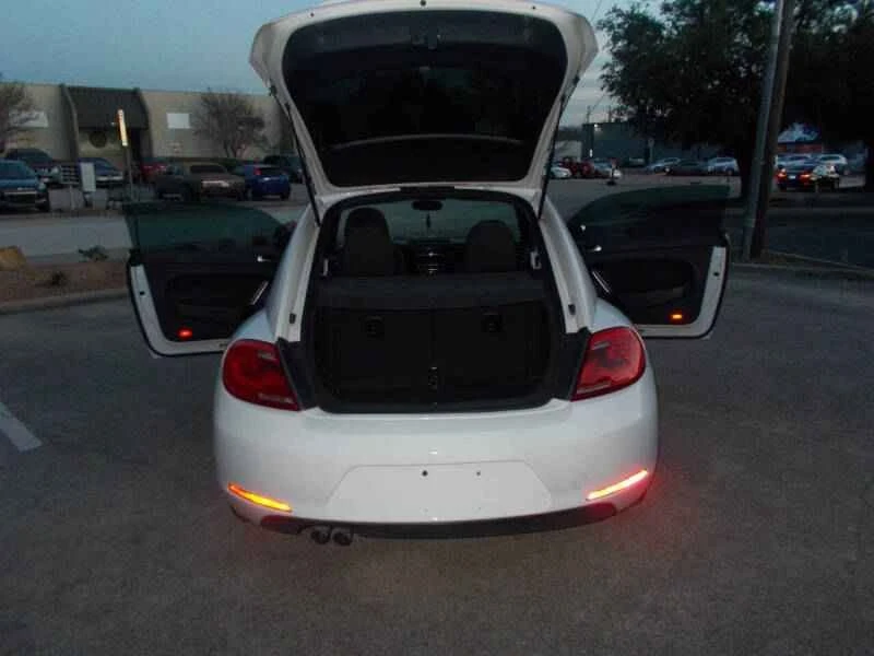 2014 Volkswagen A5 Beetle - Image 16 of 20