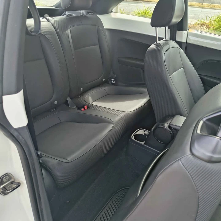 2014 Volkswagen A5 Beetle - Image 8 of 9