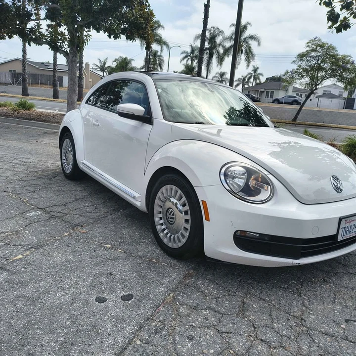 2014 Volkswagen A5 Beetle - Image 3 of 9