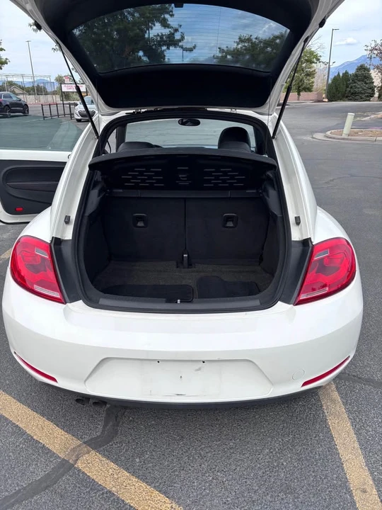 2014 Volkswagen A5 Beetle - Image 6 of 10