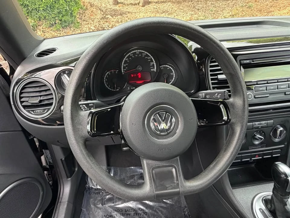2014 Volkswagen A5 Beetle - Image 8 of 17