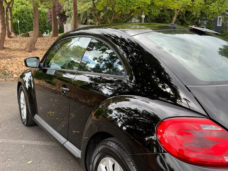 2014 Volkswagen A5 Beetle - Image 2 of 17