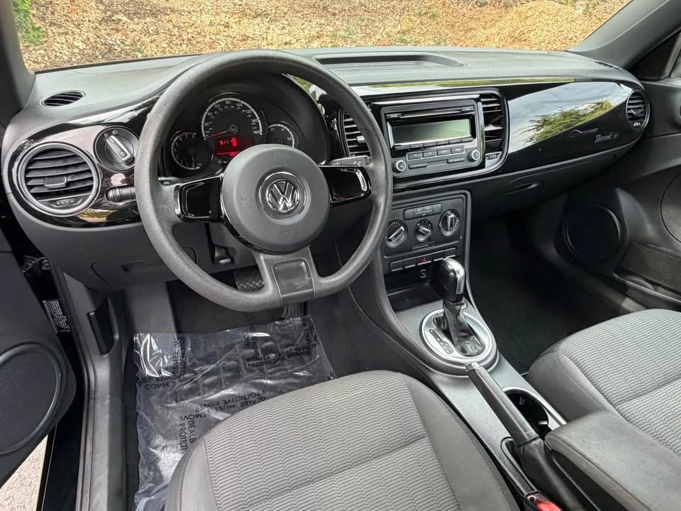 2014 Volkswagen A5 Beetle - Image 7 of 17