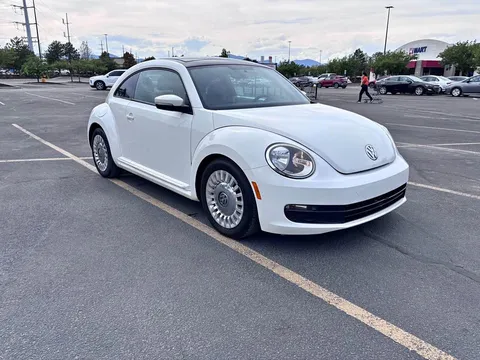 2014 Volkswagen Beetle 2.5L Fender Edition Hatchback 2D