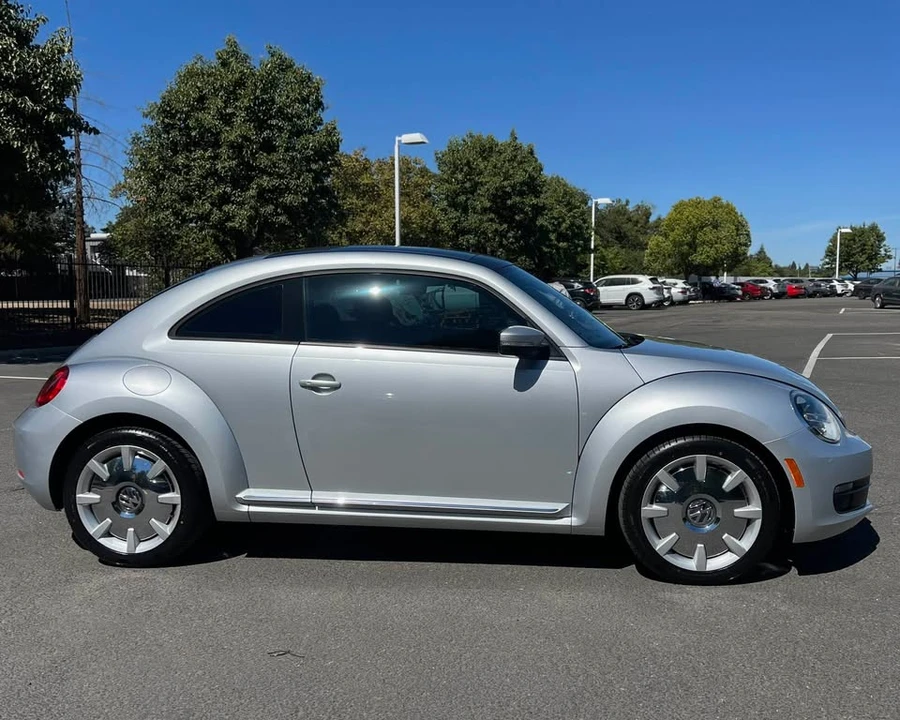 2014 Volkswagen A5 Beetle - Image 3 of 13