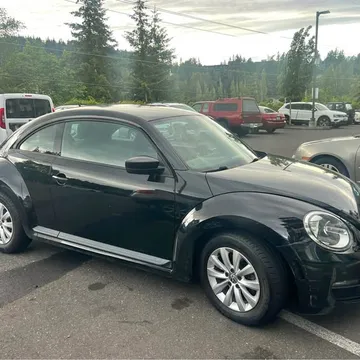 2014 Volkswagen Beetle 2.5L Hatchback