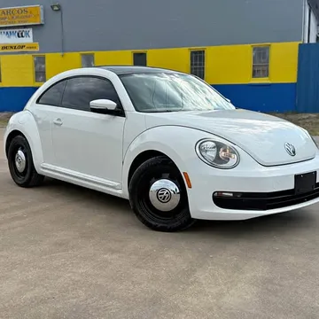 2014 Volkswagen Beetle 2.5L Hatchback
