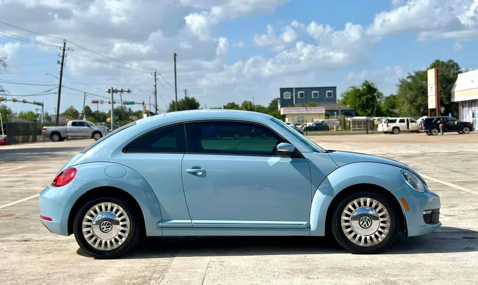 2014 Volkswagen A5 Beetle - Image 9 of 20