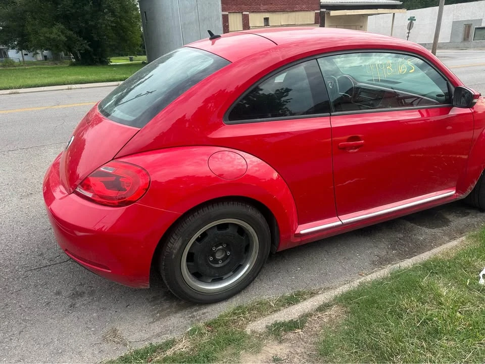 2014 Volkswagen A5 Beetle - Image 12 of 14