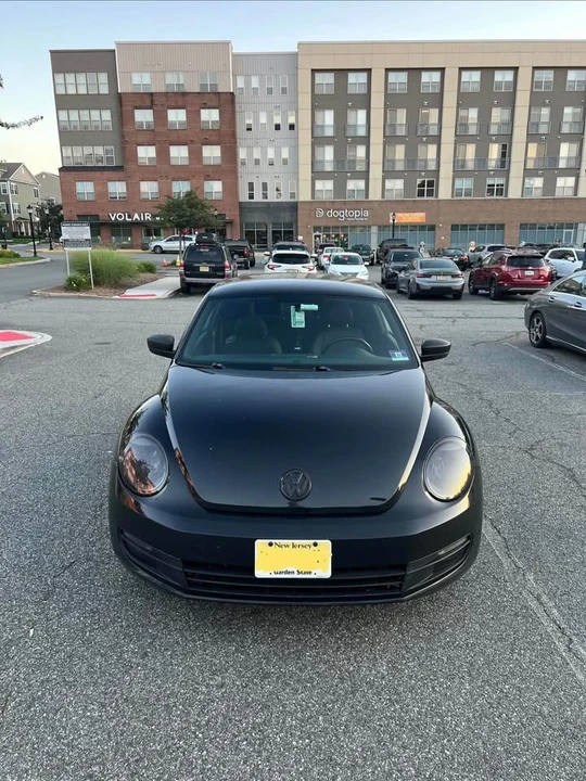 2014 Volkswagen A5 Beetle - Image 2 of 15