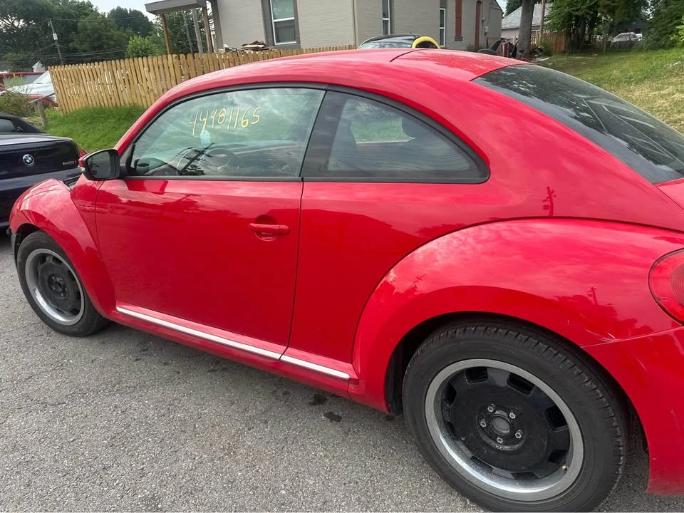 2014 Volkswagen A5 Beetle - Image 11 of 14