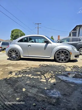 2014 Volkswagen Beetle 2.5L Hatchback