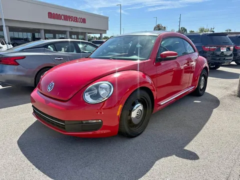 2014 Volkswagen Beetle 2.5L Hatchback 2D