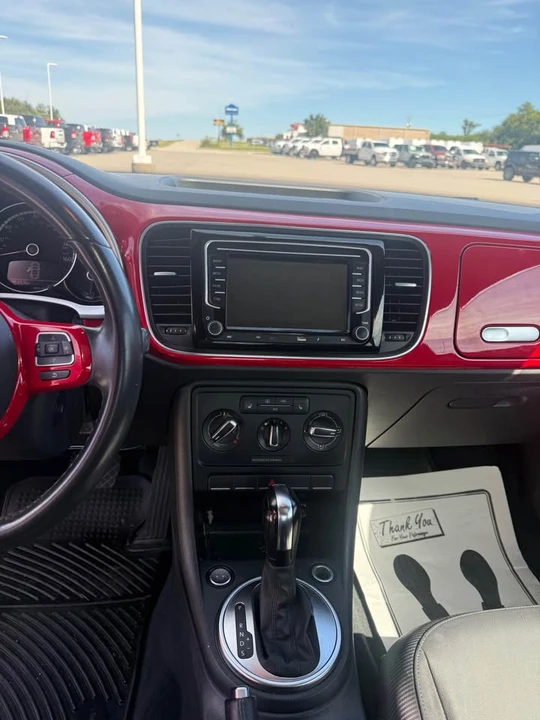 2014 Volkswagen A5 Beetle - Image 11 of 12