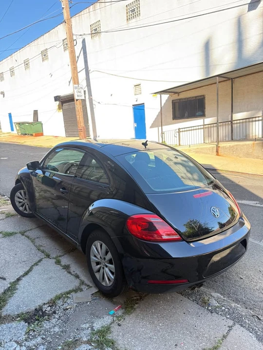 2014 Volkswagen A5 Beetle - Image 6 of 12