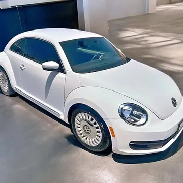 2014 Volkswagen Beetle 2.5L PZEV Hatchback