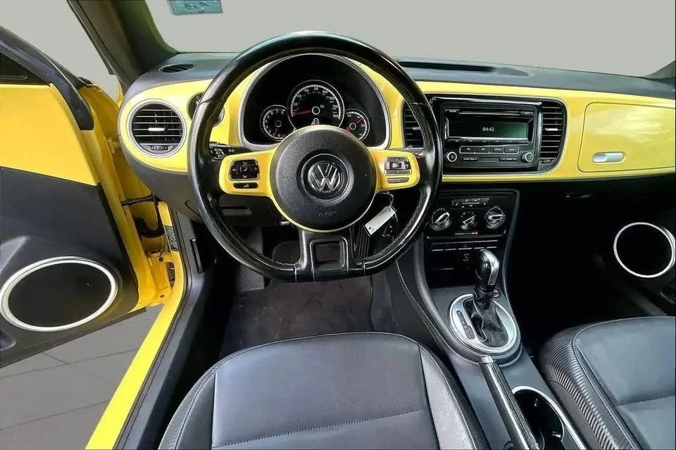 2014 Volkswagen A5 Beetle - Image 6 of 20