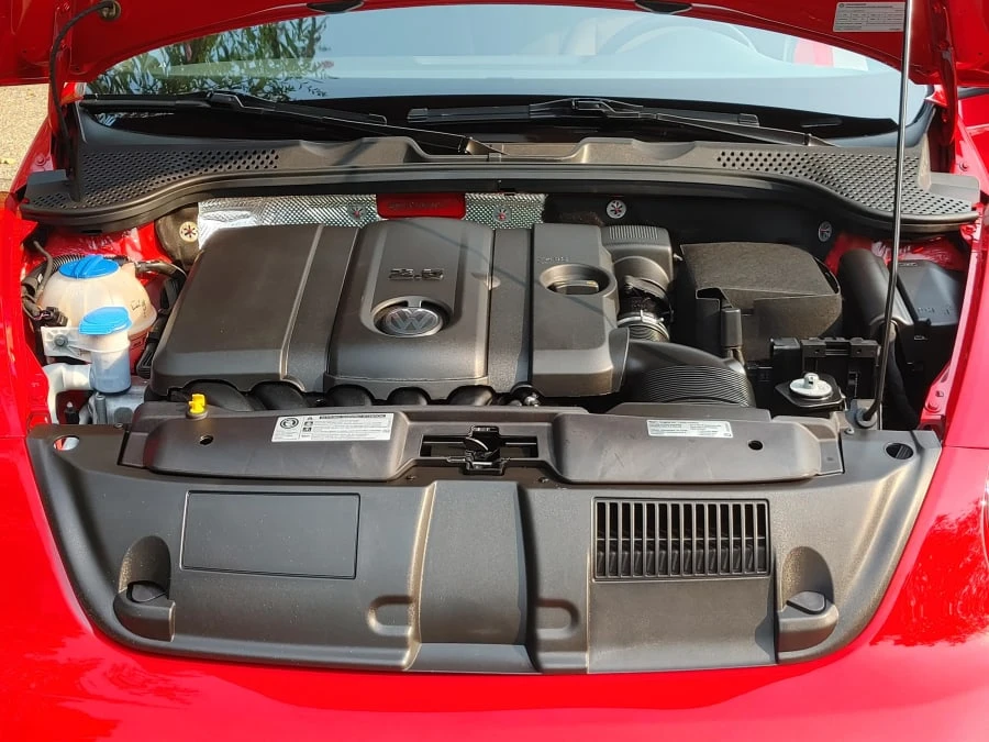 2014 Volkswagen A5 Beetle - Image 6 of 10