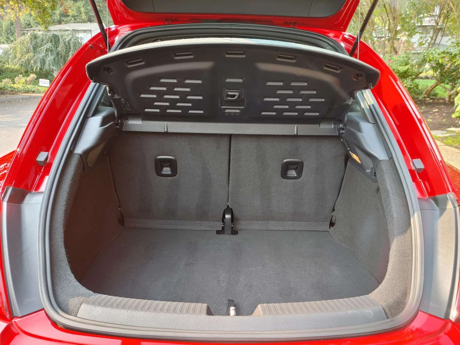 2014 Volkswagen A5 Beetle - Image 8 of 10