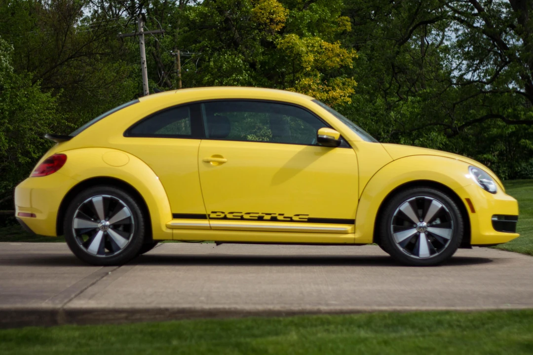 2014 Volkswagen A5 Beetle - Image 4 of 31