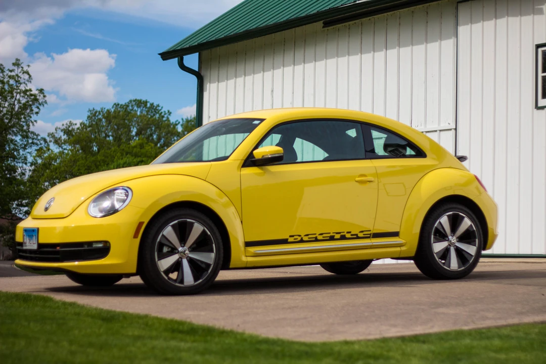 2014 Volkswagen A5 Beetle - Image 10 of 31