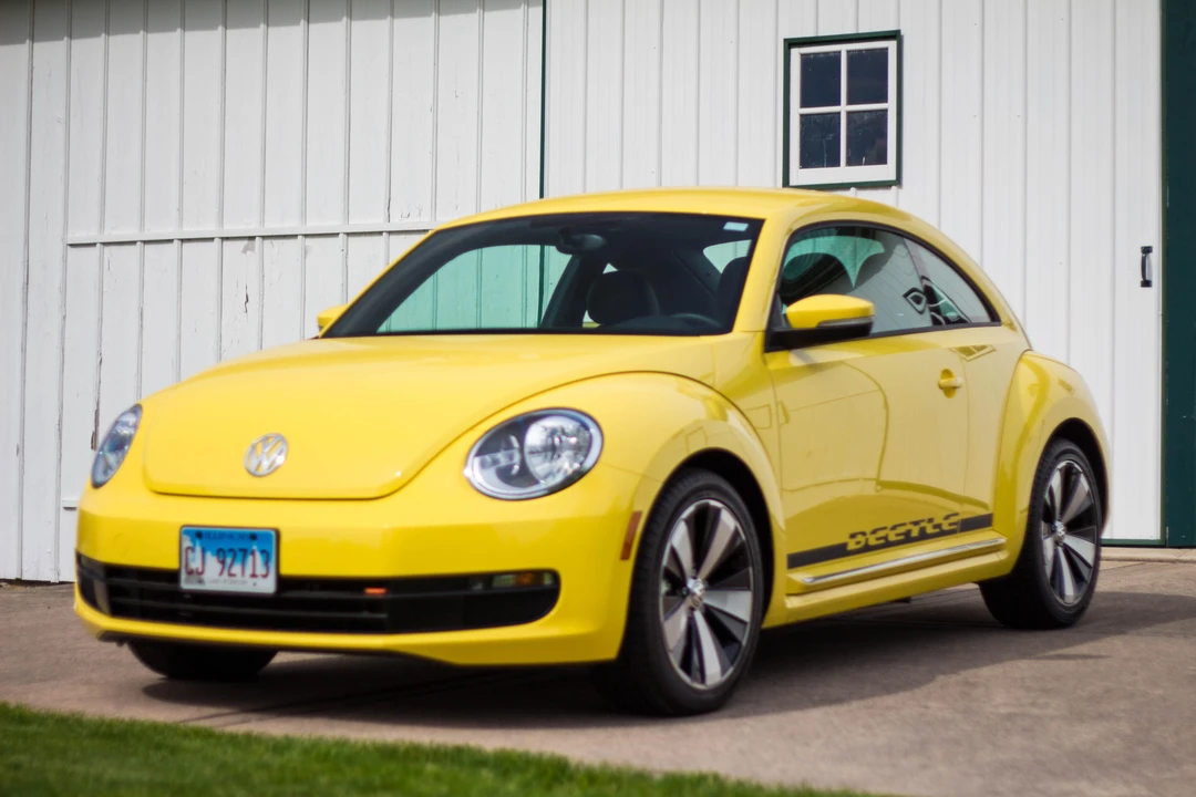 2014 Volkswagen A5 Beetle - Image 9 of 31