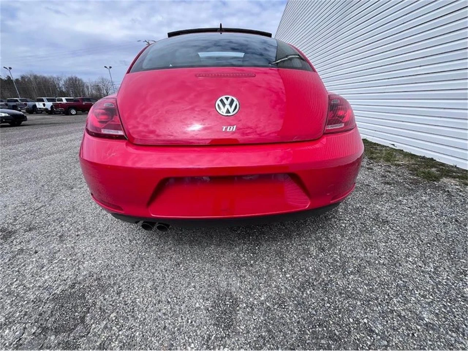 2014 Volkswagen A5 Beetle - Image 7 of 30