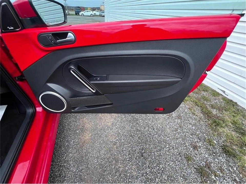 2014 Volkswagen A5 Beetle - Image 17 of 30
