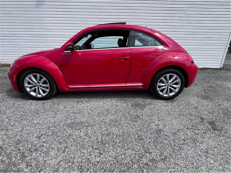 2014 Volkswagen A5 Beetle - Image 3 of 30