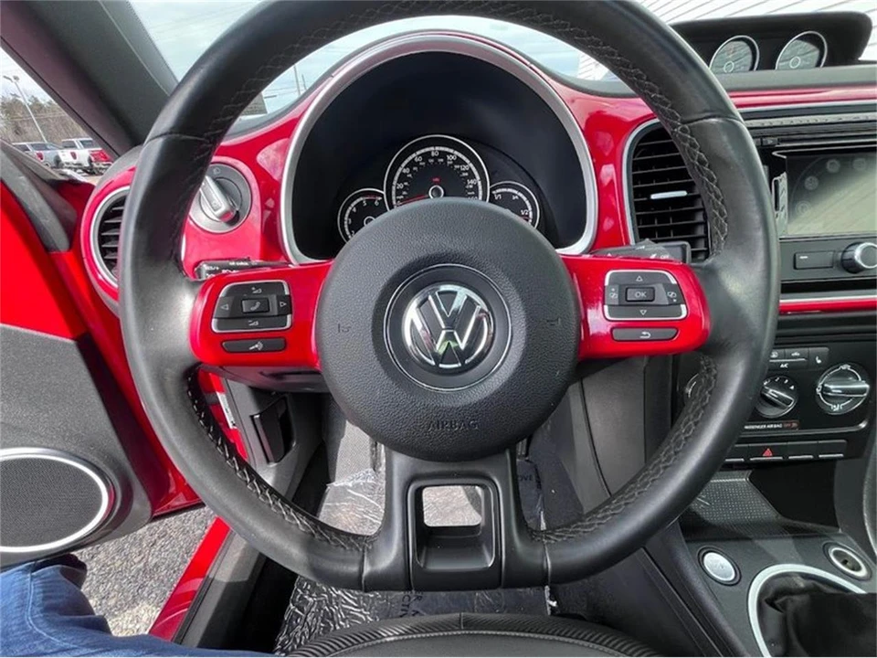 2014 Volkswagen A5 Beetle - Image 28 of 30