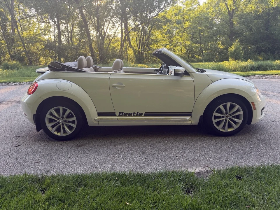2014 Volkswagen A5 Beetle - Image 6 of 24