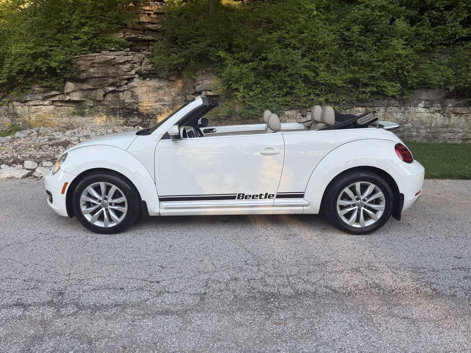 2014 Volkswagen A5 Beetle - Image 3 of 24