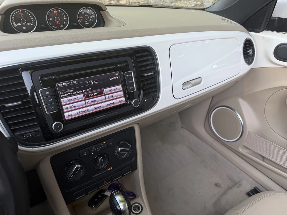 2014 Volkswagen A5 Beetle - Image 15 of 24
