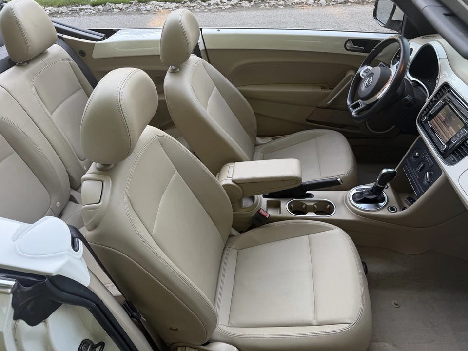 2014 Volkswagen A5 Beetle - Image 18 of 24
