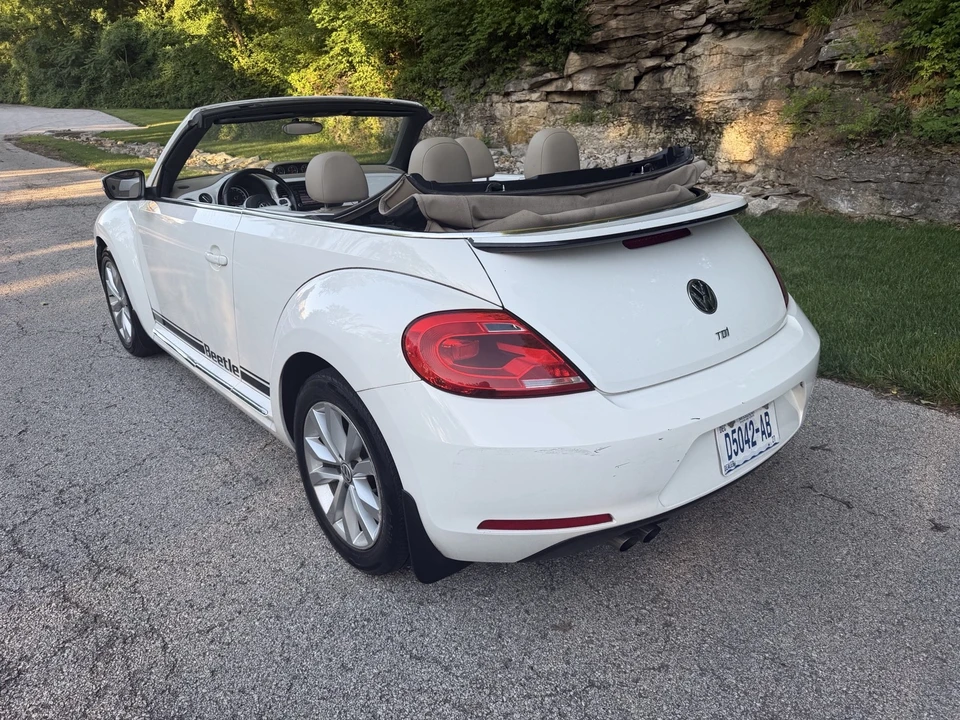 2014 Volkswagen A5 Beetle - Image 4 of 24