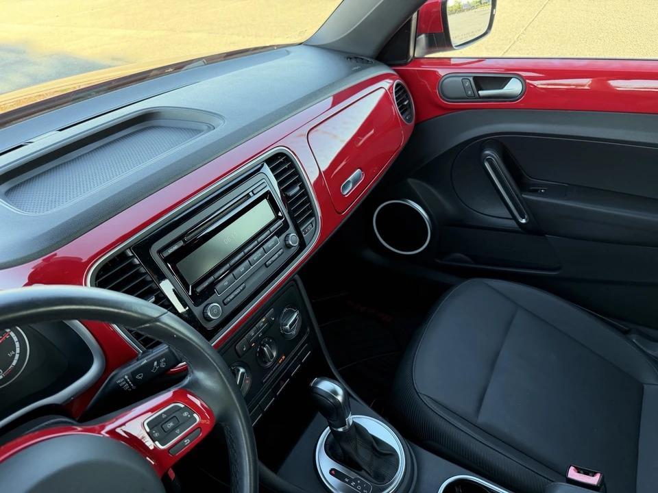 2014 Volkswagen A5 Beetle - Image 20 of 29