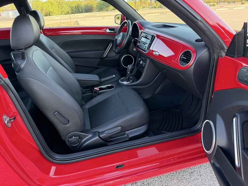 2014 Volkswagen A5 Beetle - Image 19 of 29