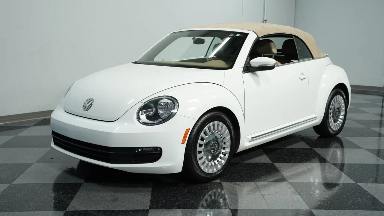 2014 Volkswagen A5 Beetle - Image 6 of 21