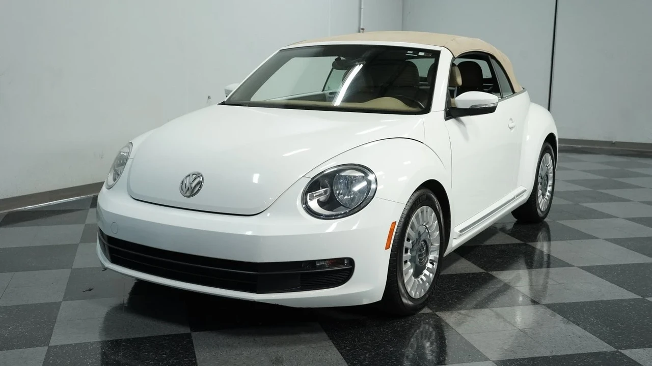2014 Volkswagen A5 Beetle - Image 17 of 21